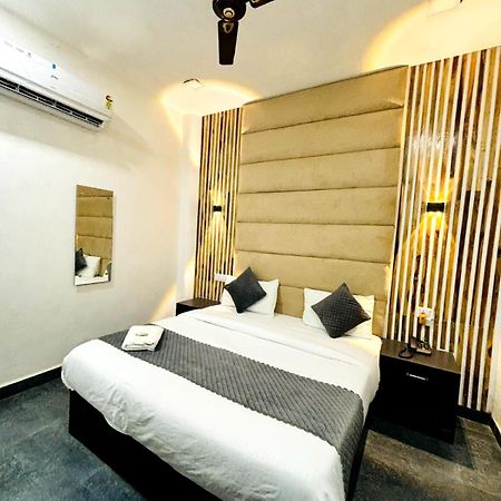 Fussion Homestay Агра Экстерьер фото